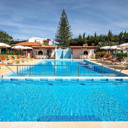 Daire Flor Da Laranja, By Algarveblossom