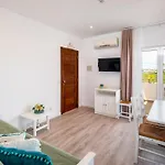 Flor Da Laranja, By Algarveblossom Apartment *